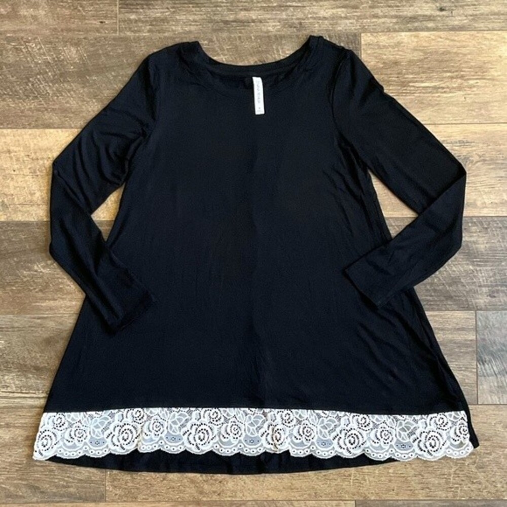Zenana Premium Lace Trim Bottom Long Sleeve Tunic Black Small